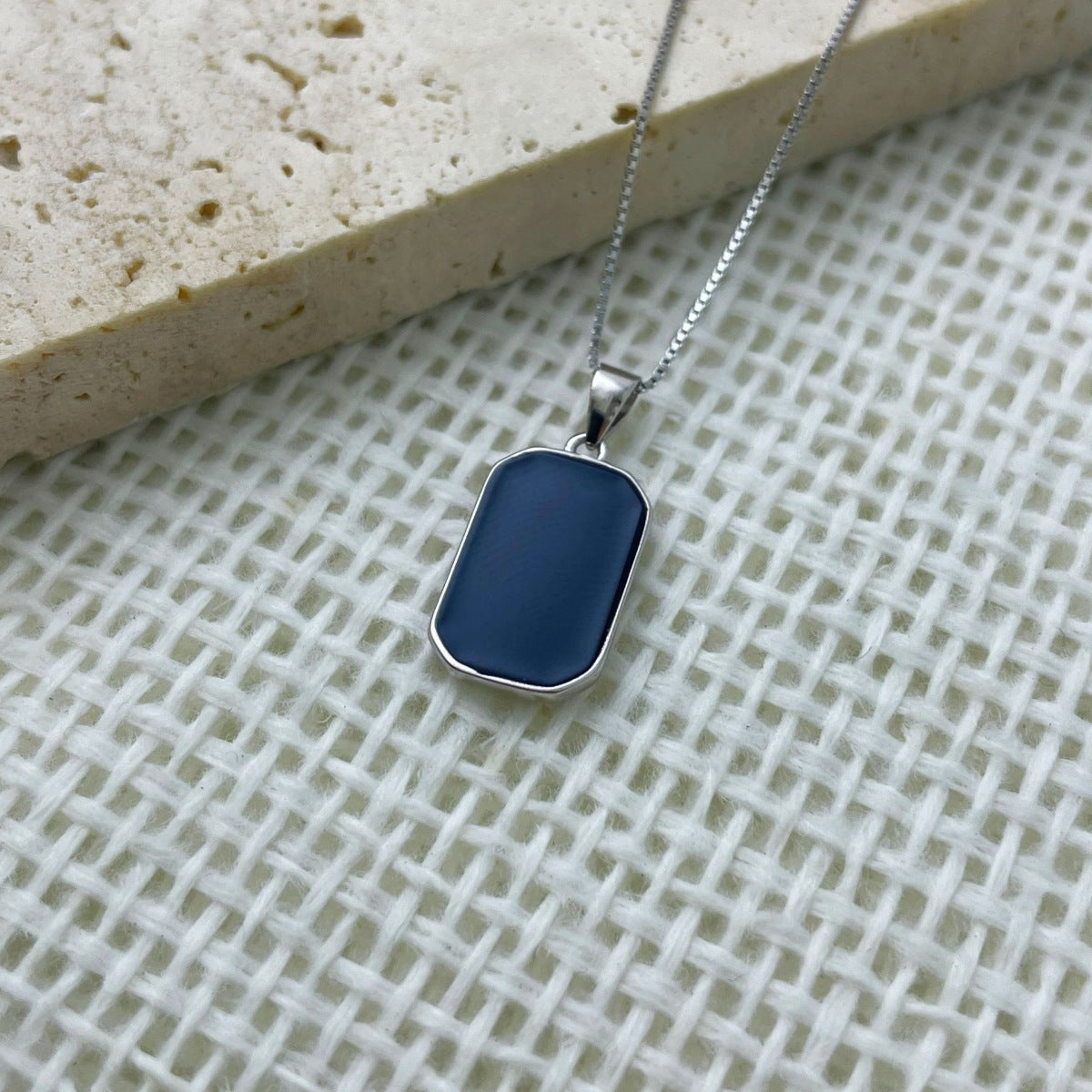 0b438df9-d4d8-4844-bdc3-ba668ede45c6-Max