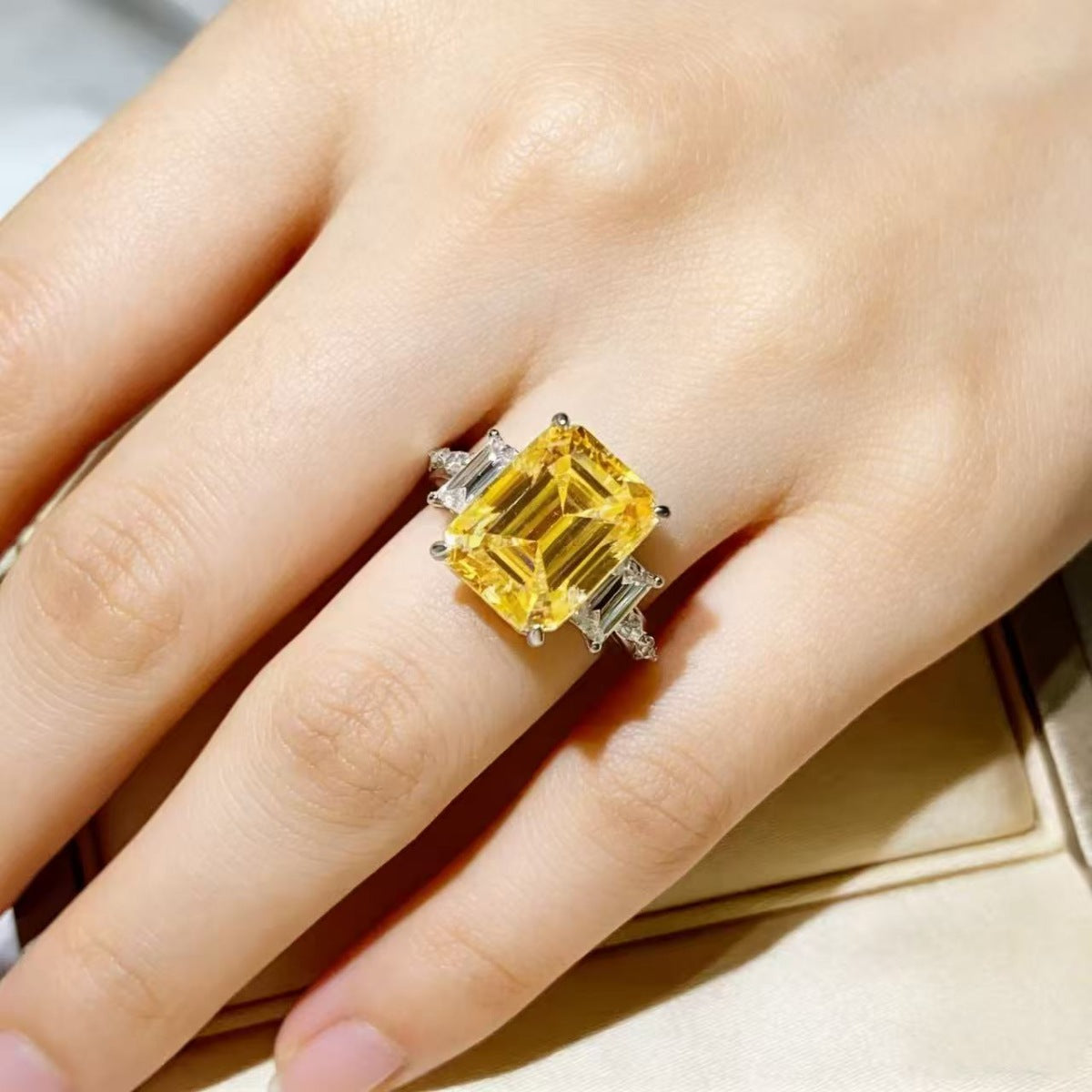 17b1b3fd-aff8-4b87-97c6-535587f68ab1-Max