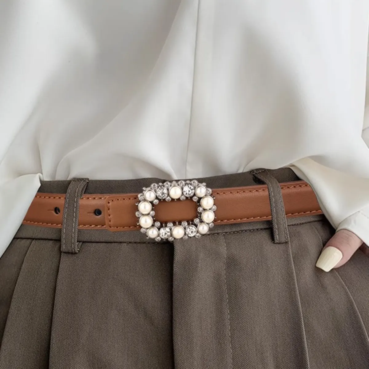 Pearl Buckle Leather Belt
