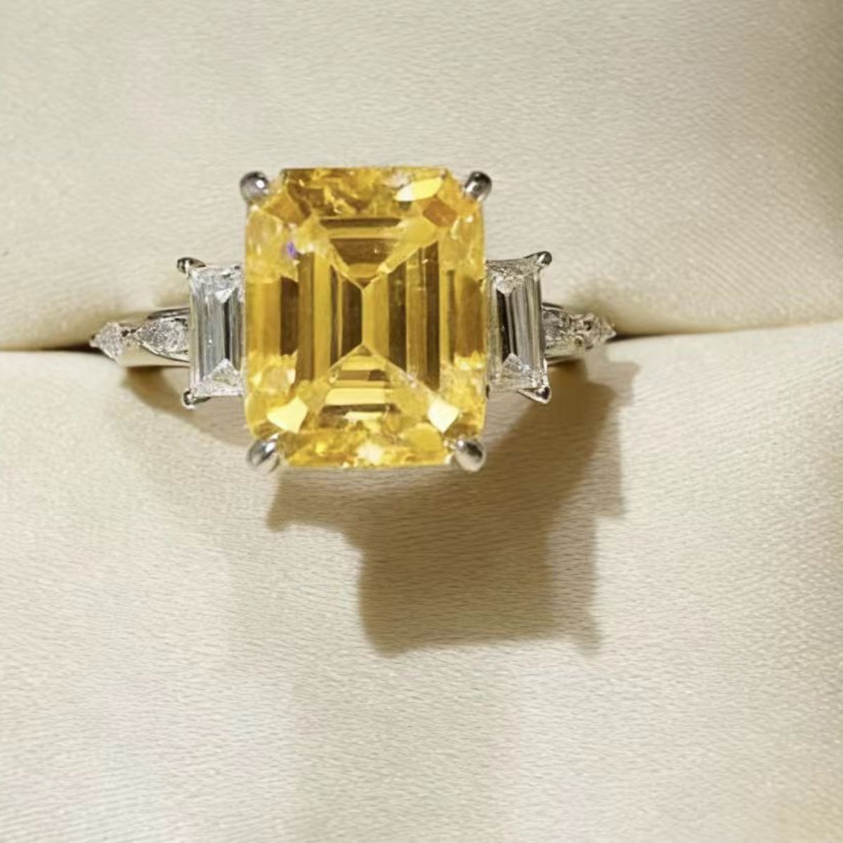 d56dbb0e-11ae-4dcf-a92b-a23fac6afeed-Max